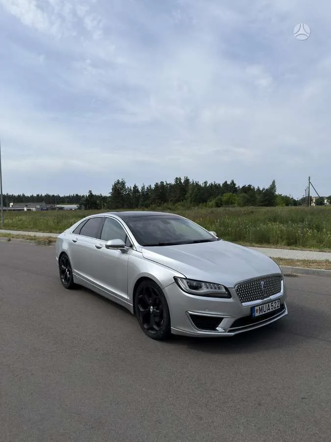 Lincoln MKZ, 2014