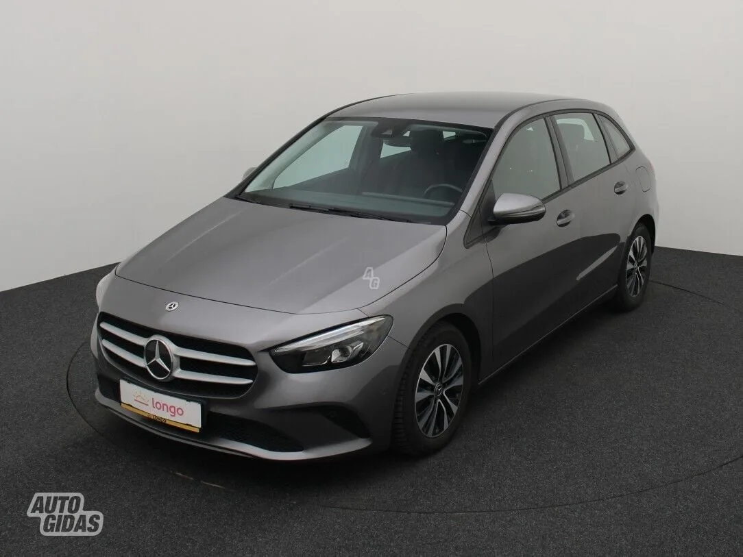 Mercedes-Benz B180, 2021