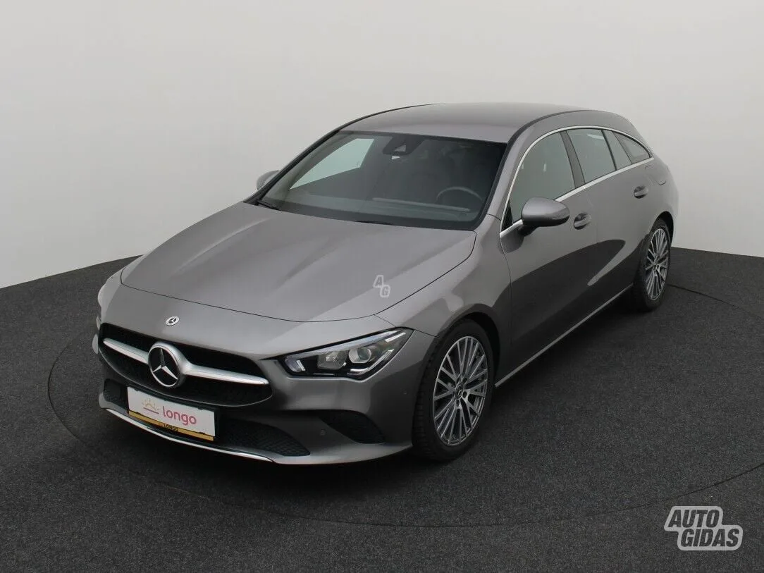Mercedes-Benz CLA 180, 2022