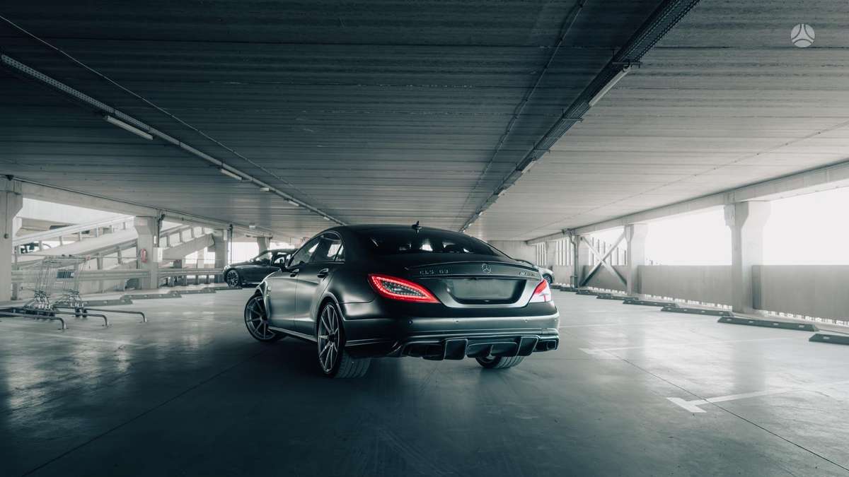 Mercedes-Benz CLS63 AMG, 2011