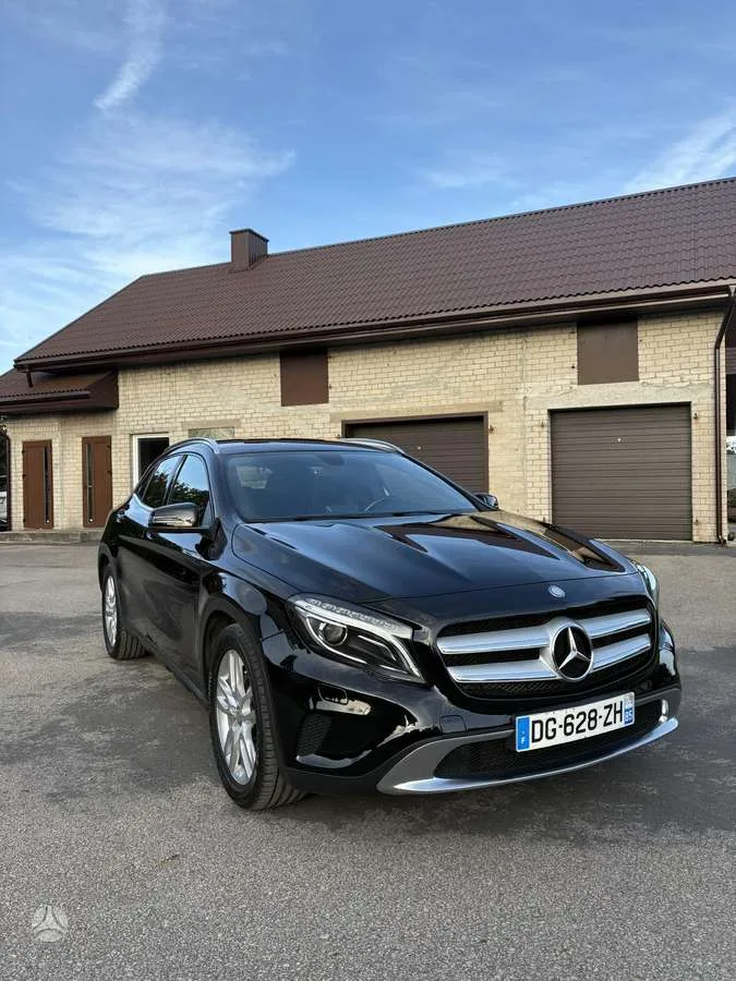 Mercedes-Benz GLA 220, 2014