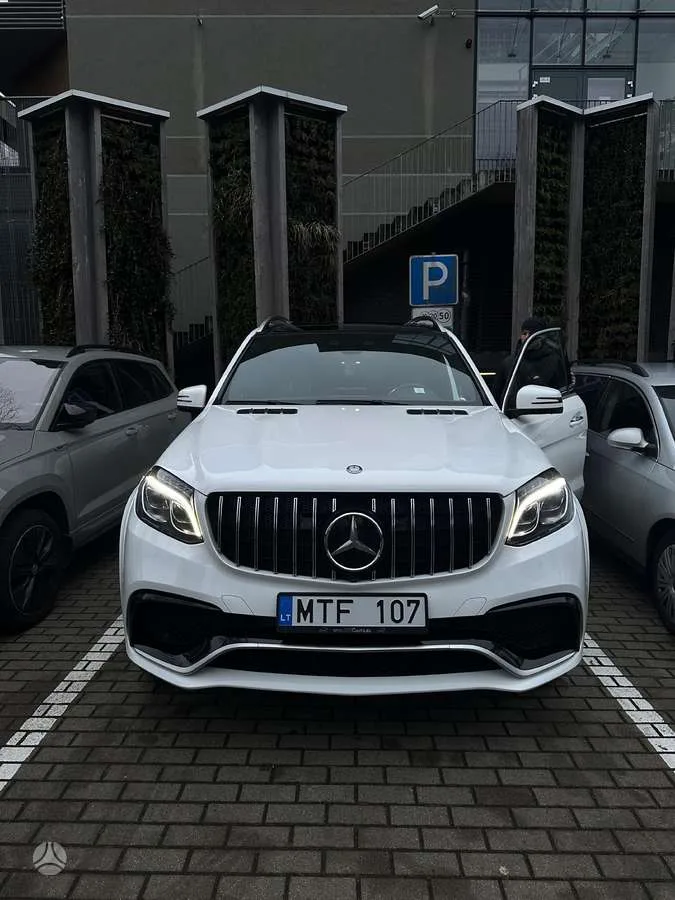 Mercedes-Benz GLS450, 2017