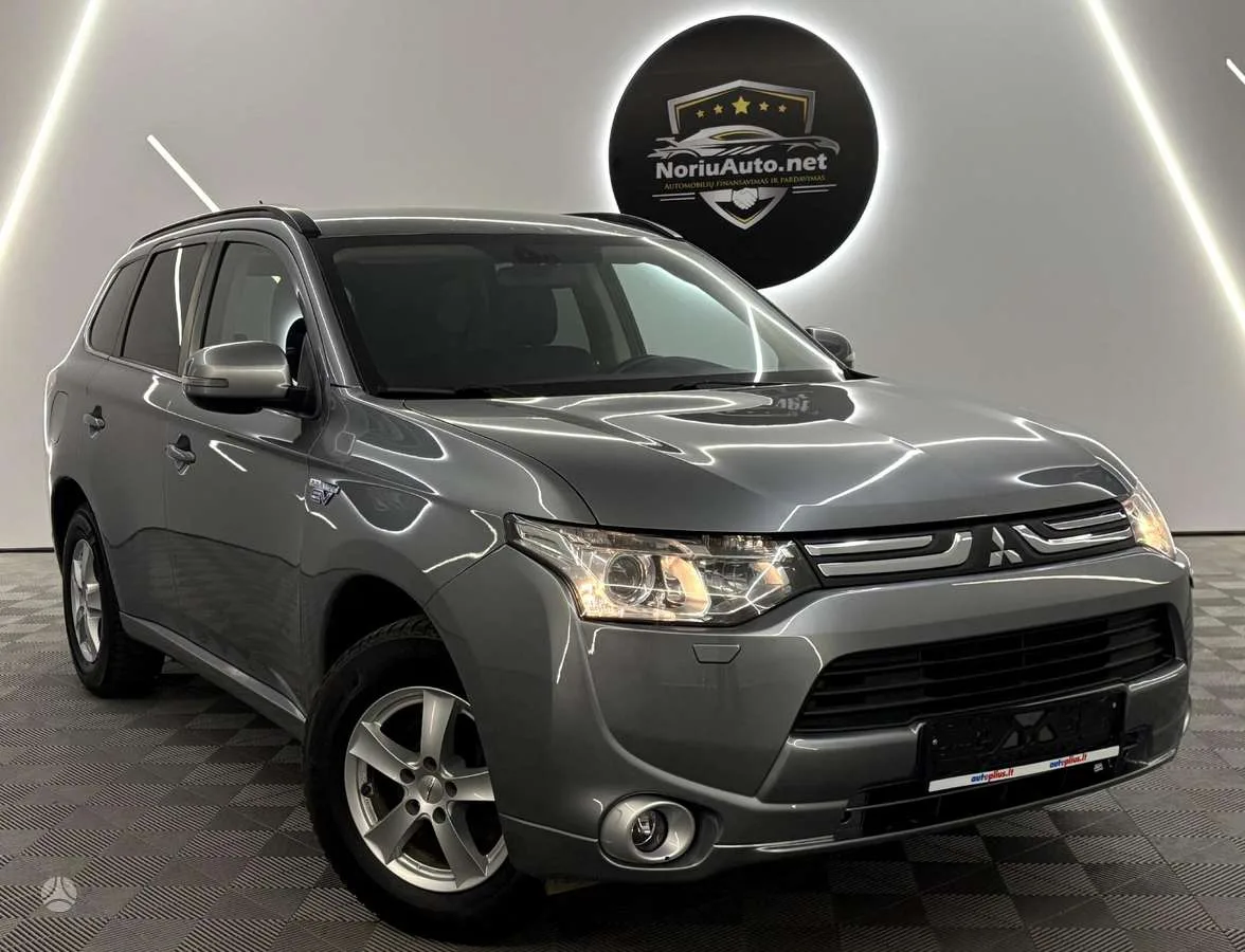 Mitsubishi Outlander, 2014