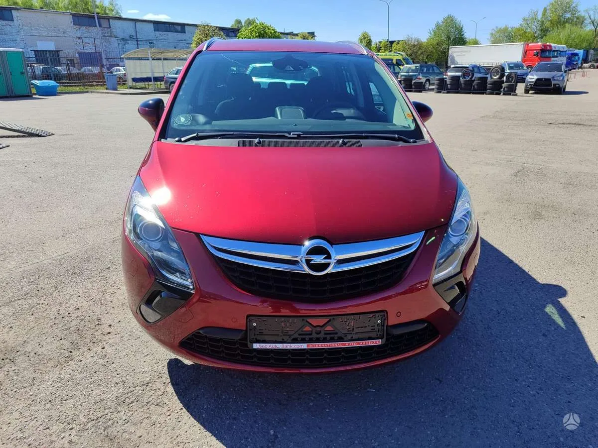 Opel Zafira Tourer, 2014