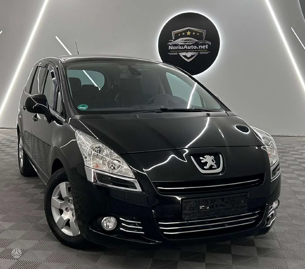Peugeot 5008, 2011