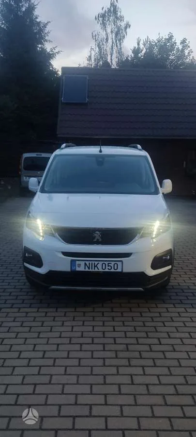 Peugeot Rifter, 2020