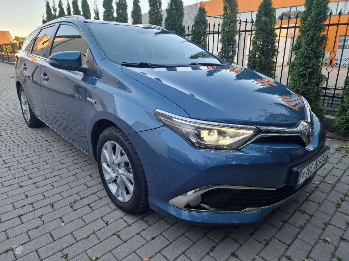 Toyota Auris, 2015