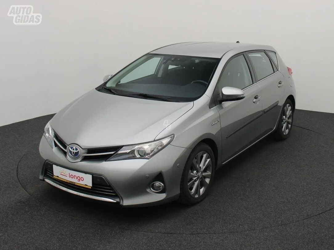 Toyota Auris, 2013