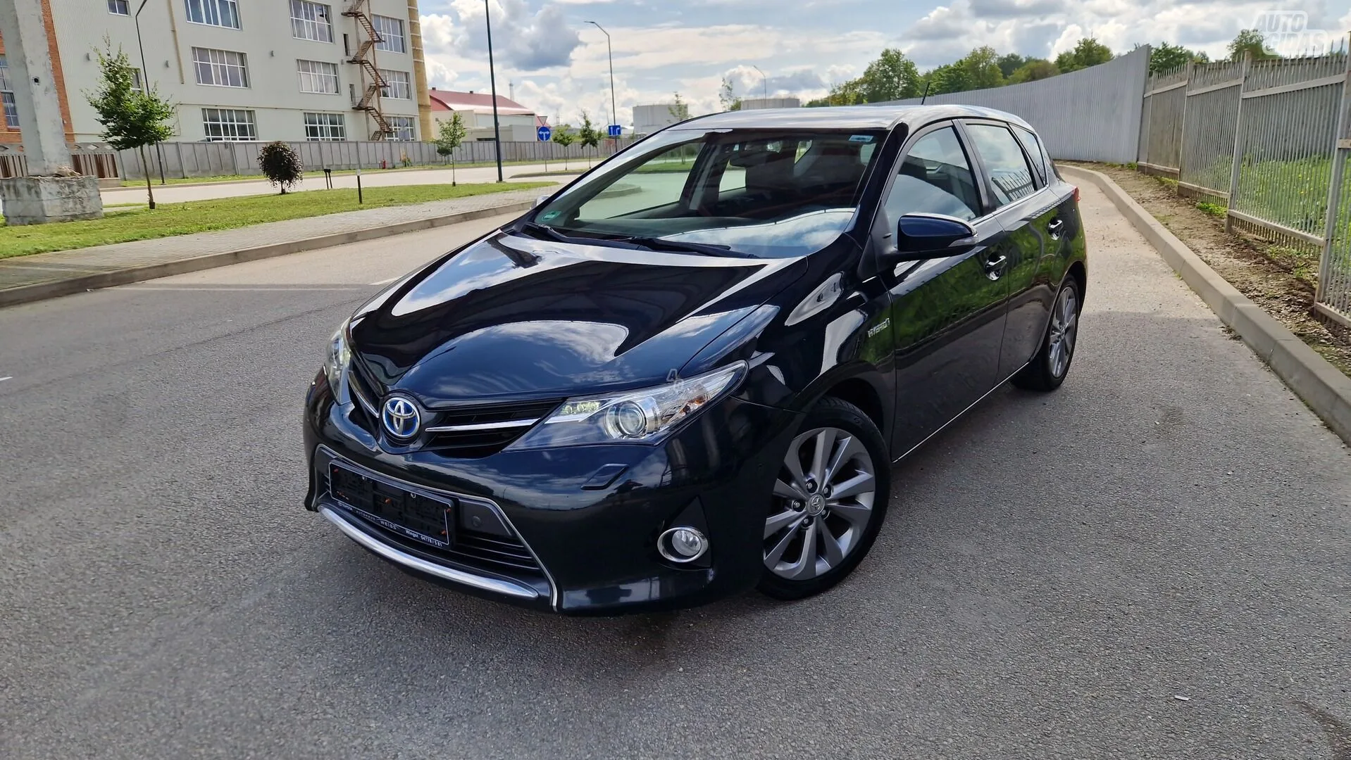 Toyota Auris, 2013