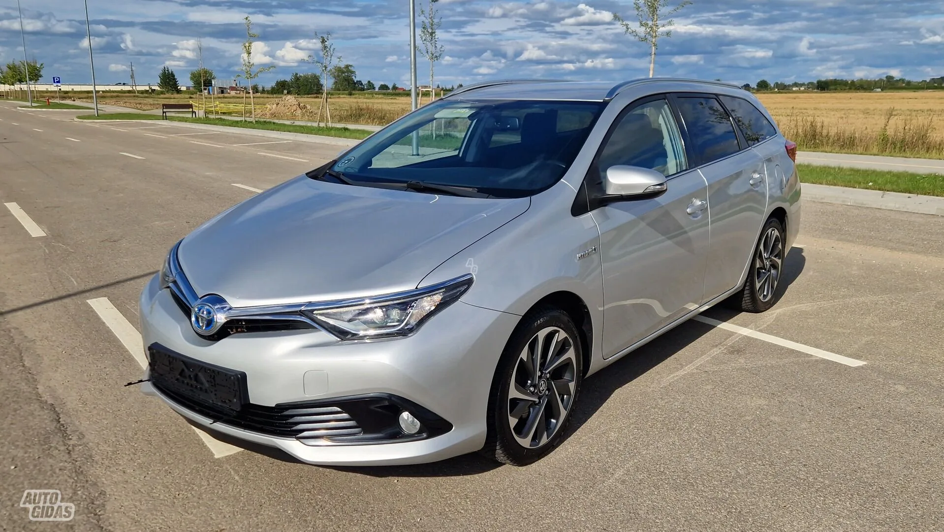 Toyota Auris, 2016
