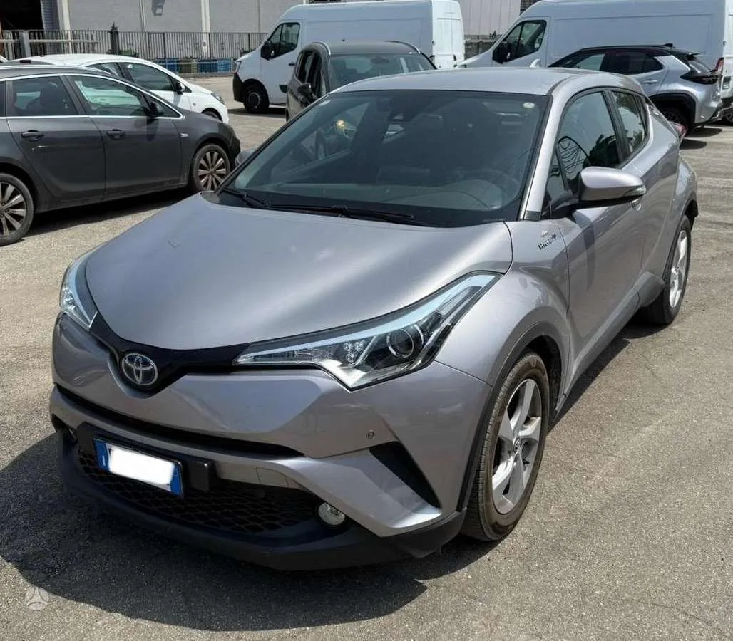 Toyota C-HR, 2018