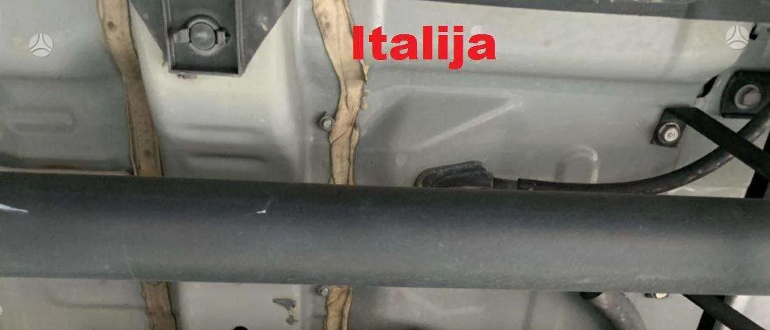 Toyota RAV4, 2010