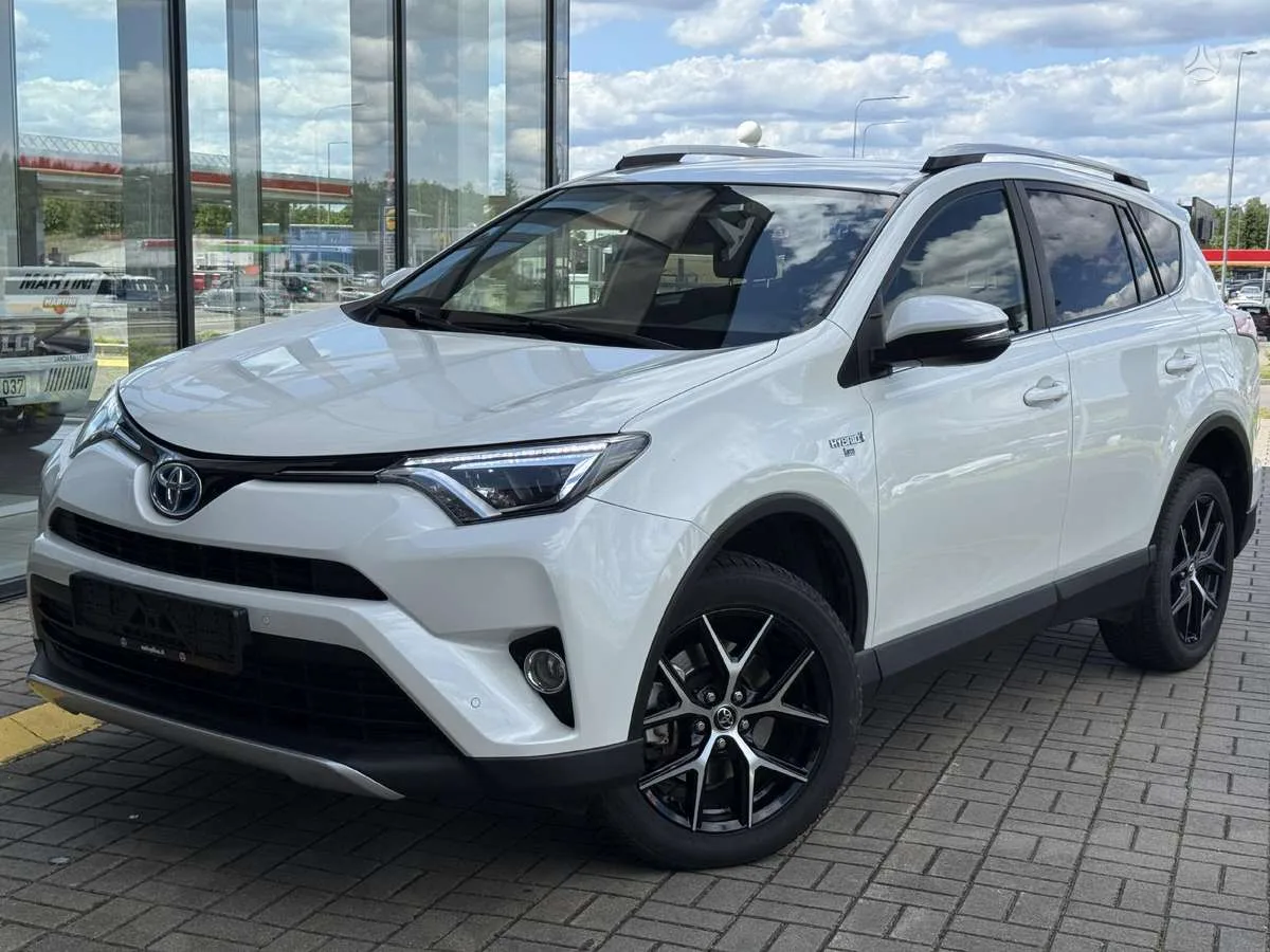 Toyota RAV4, 2016