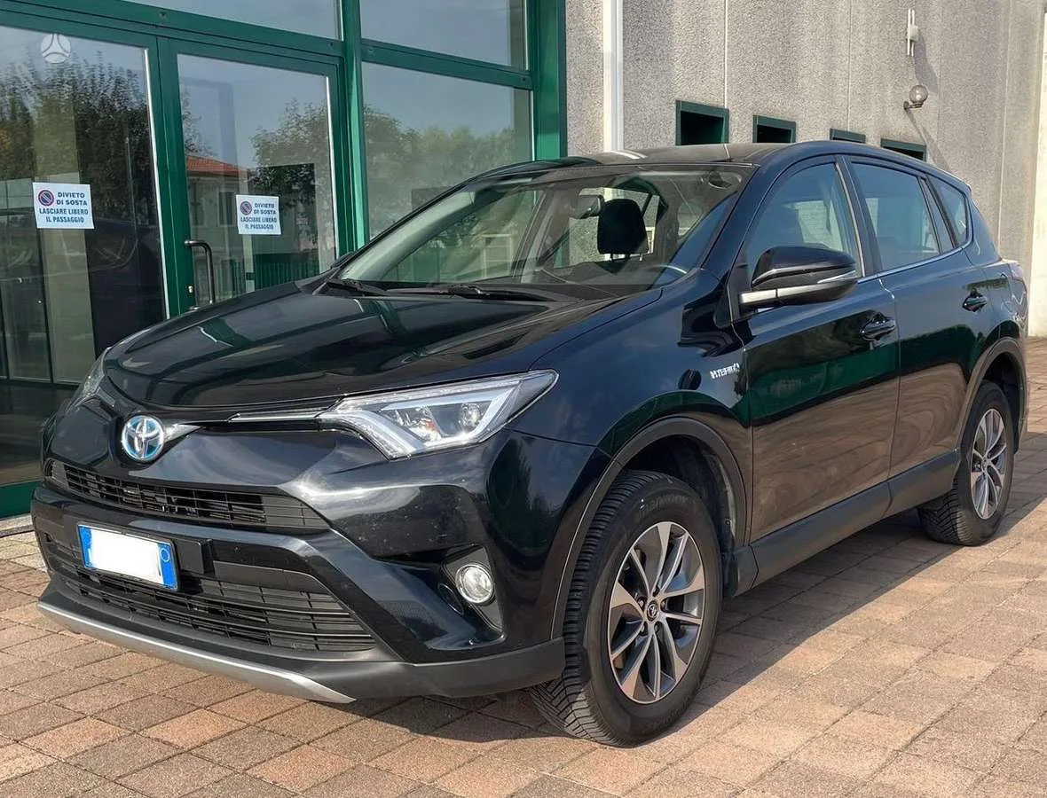 Toyota RAV4, 2017