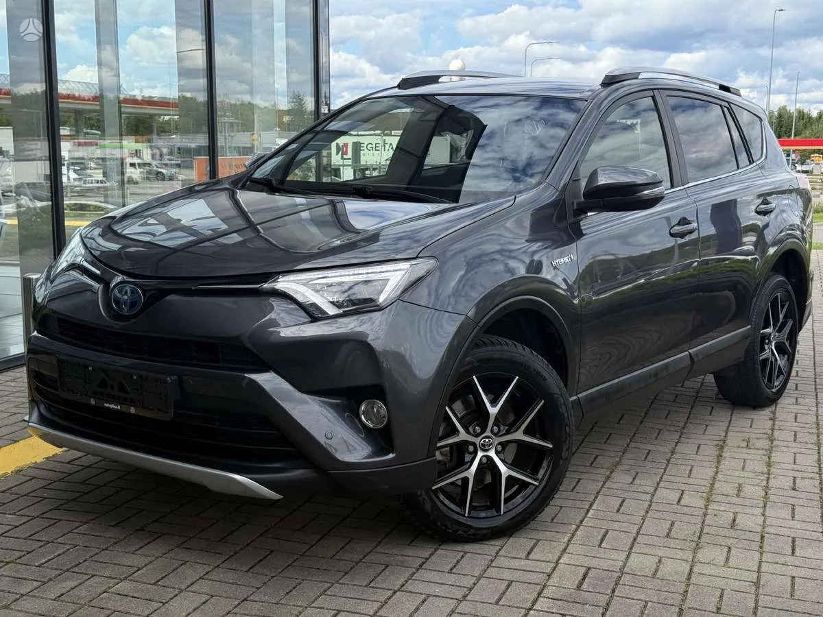 Toyota RAV4, 2017