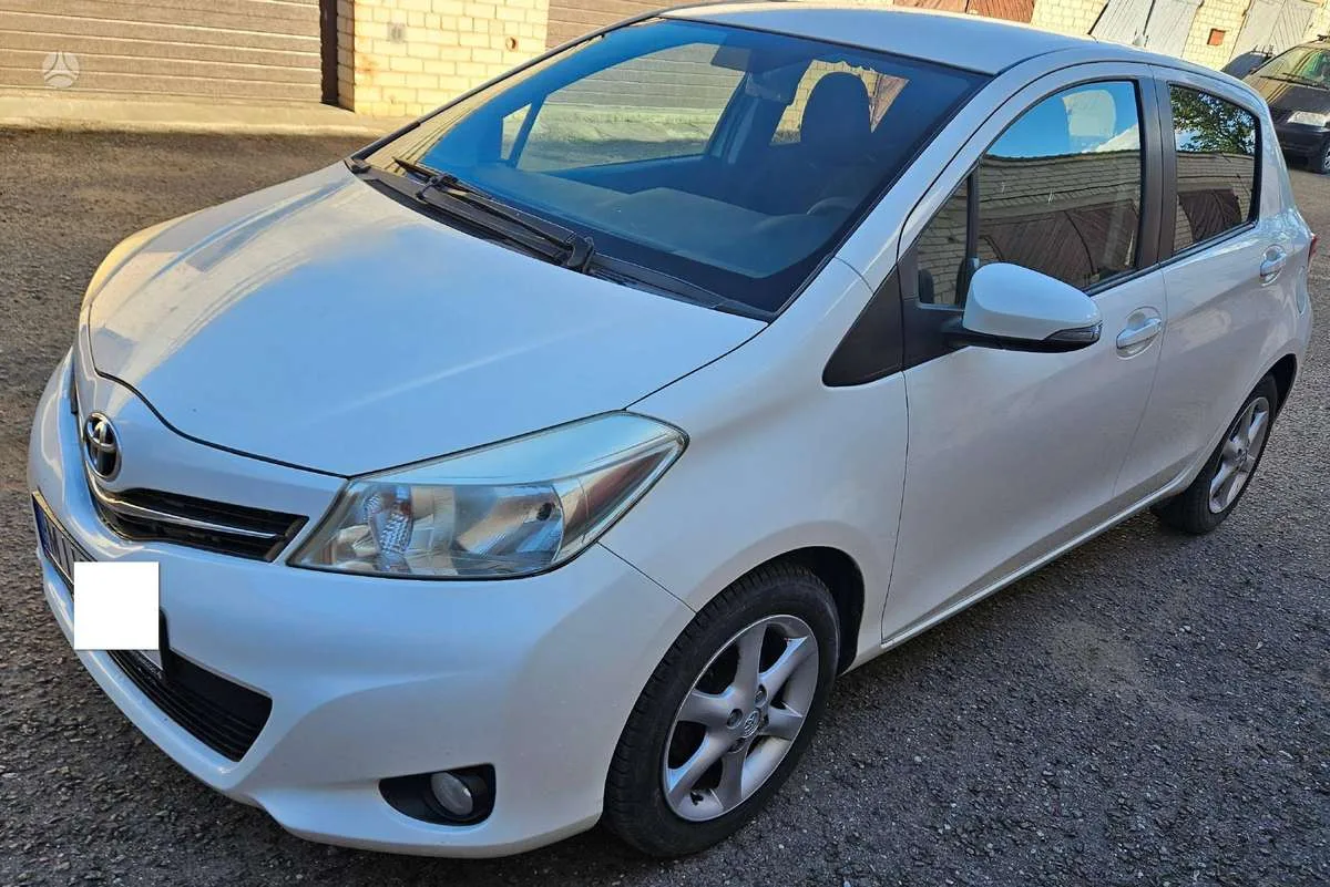 Toyota Yaris, 2012