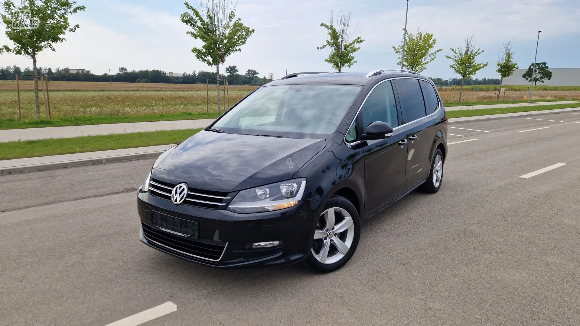 Volkswagen Sharan, 2011