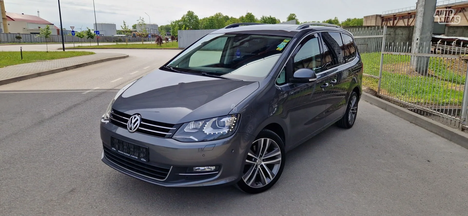 Volkswagen Sharan, 2013