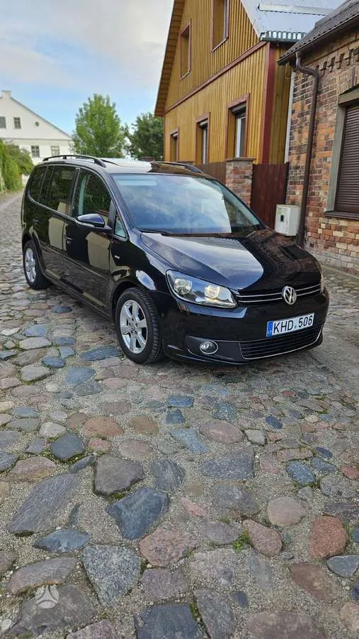Volkswagen Touran, 2012