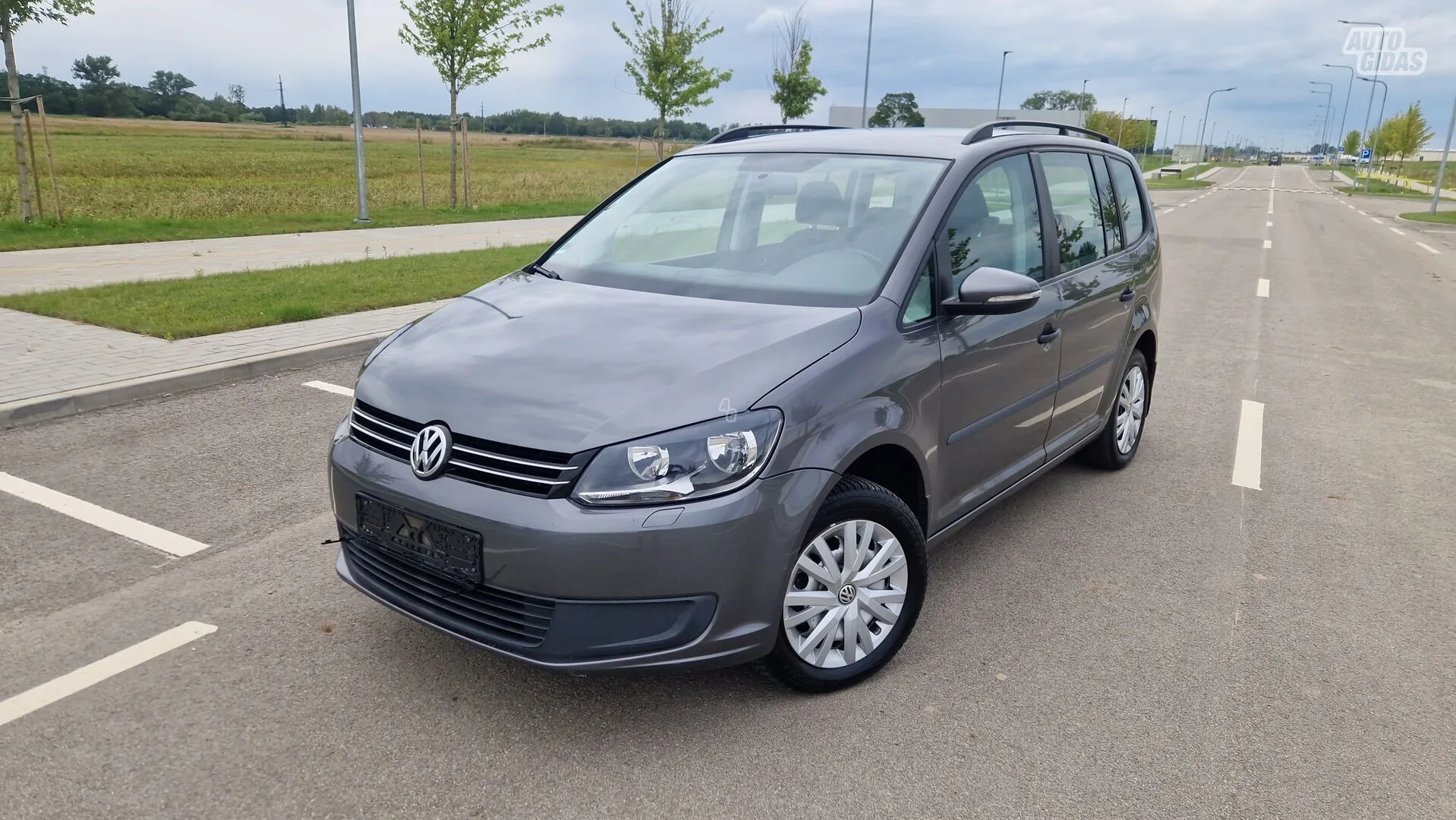 Volkswagen Touran, 2011