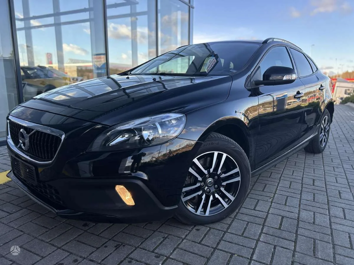 Volvo V40 Cross Country, 2017