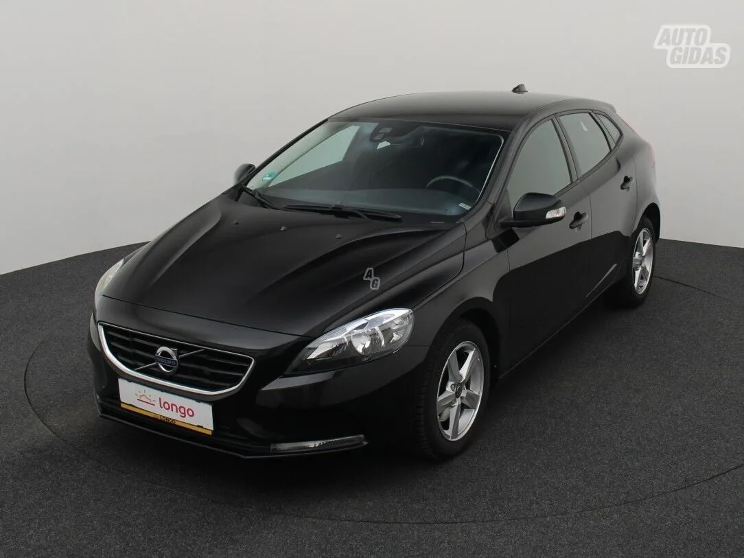 Volvo V40, 2016