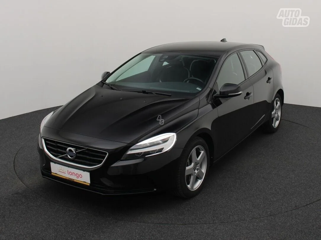 Volvo V40, 2018