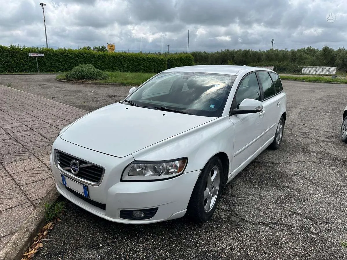 Volvo V50, 2012