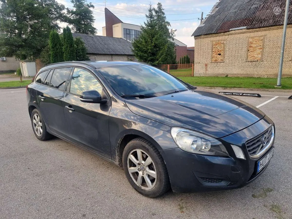 Volvo V60, 2011