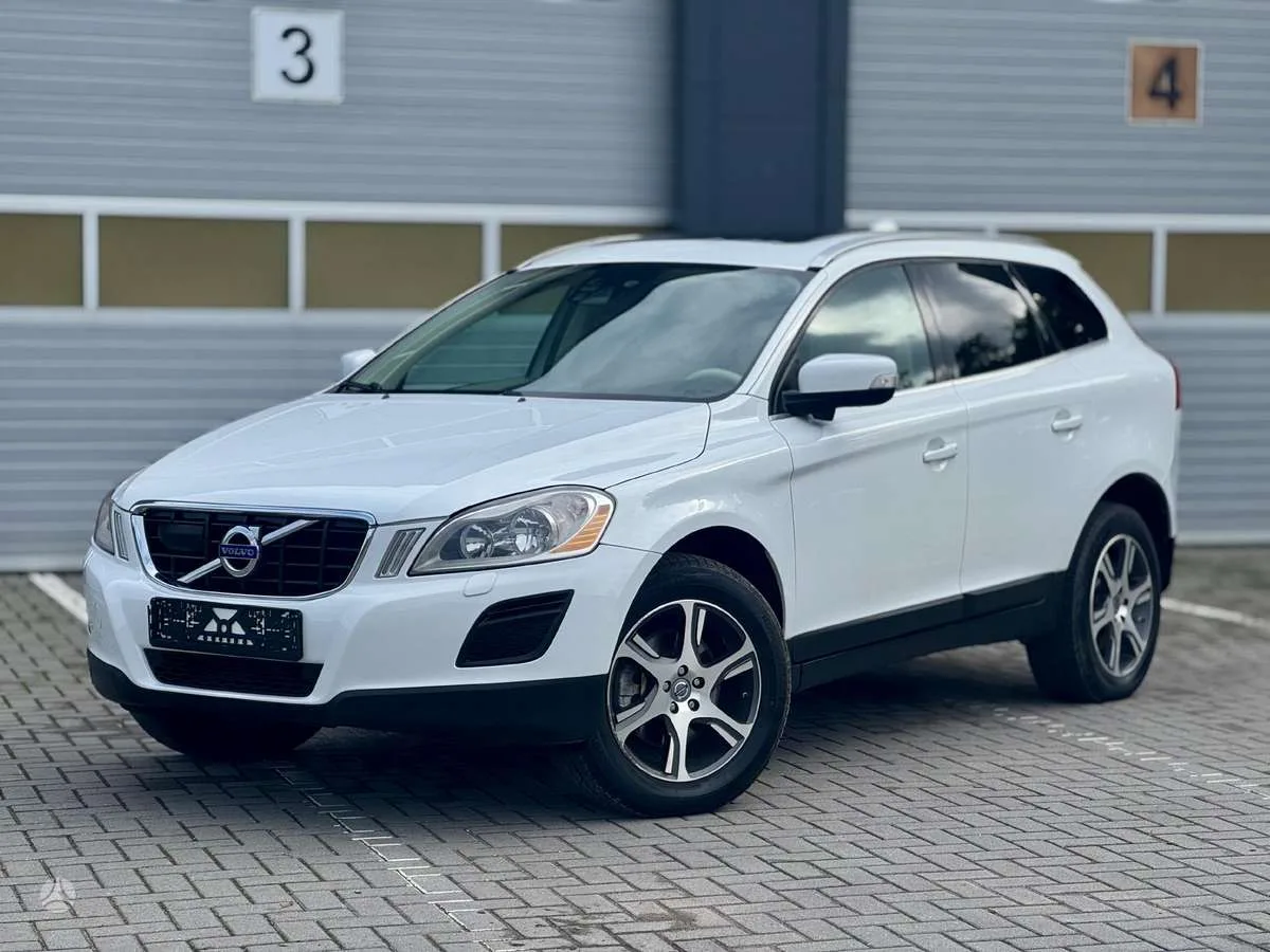 Volvo XC60, 2011