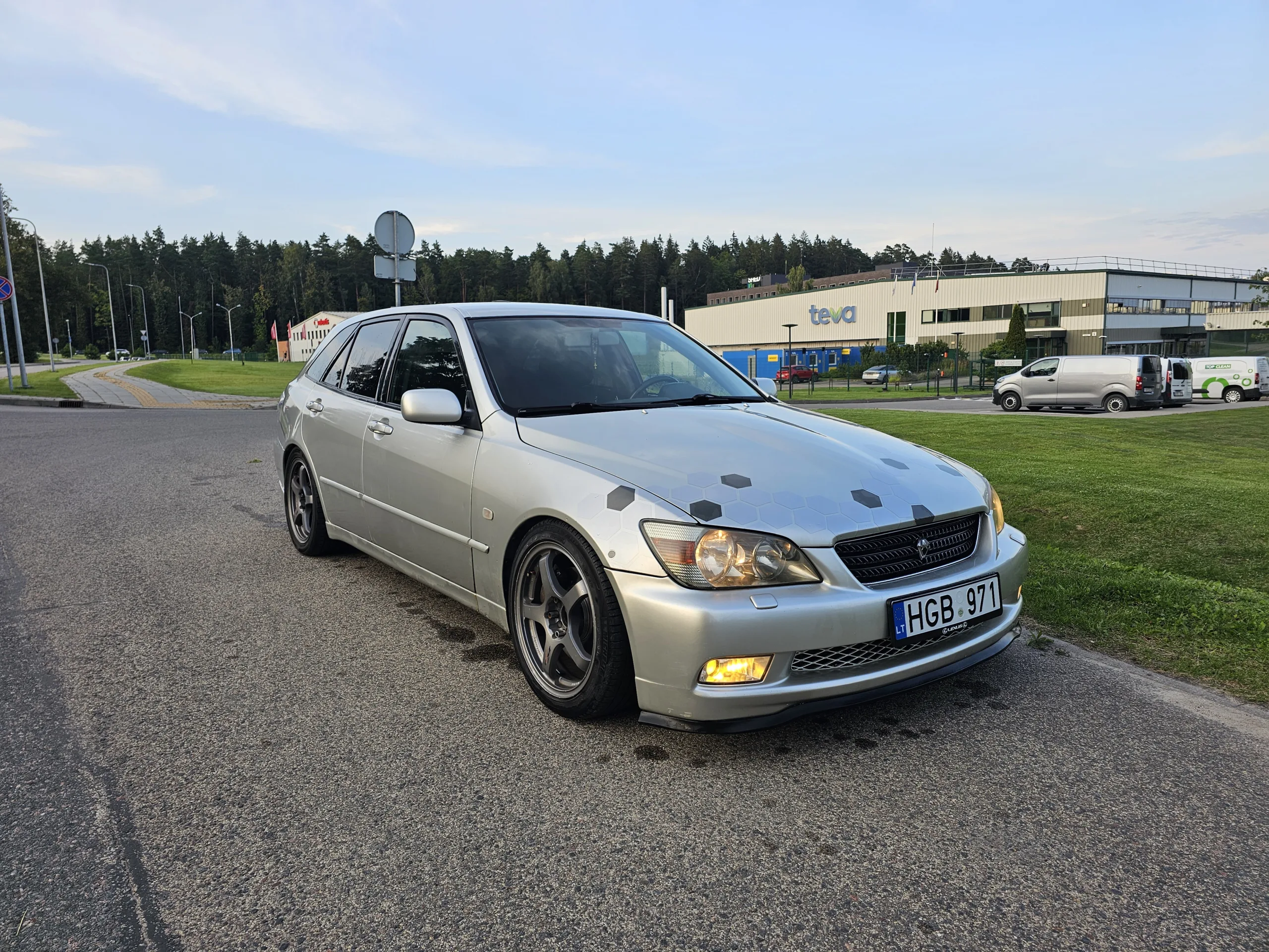 Lexus IS 200, 2003