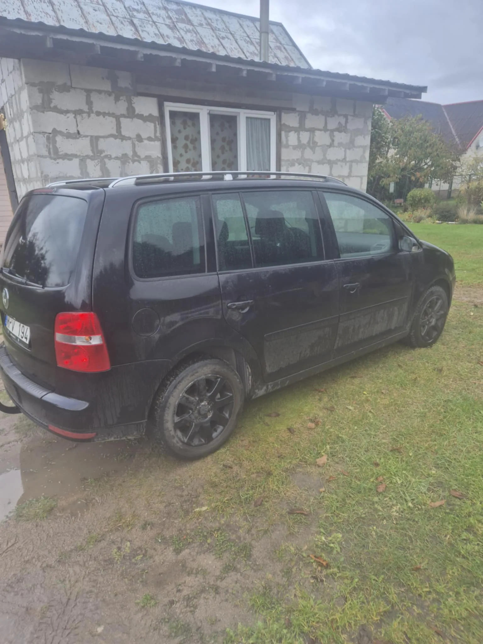 Volkswagen Touran, 2004