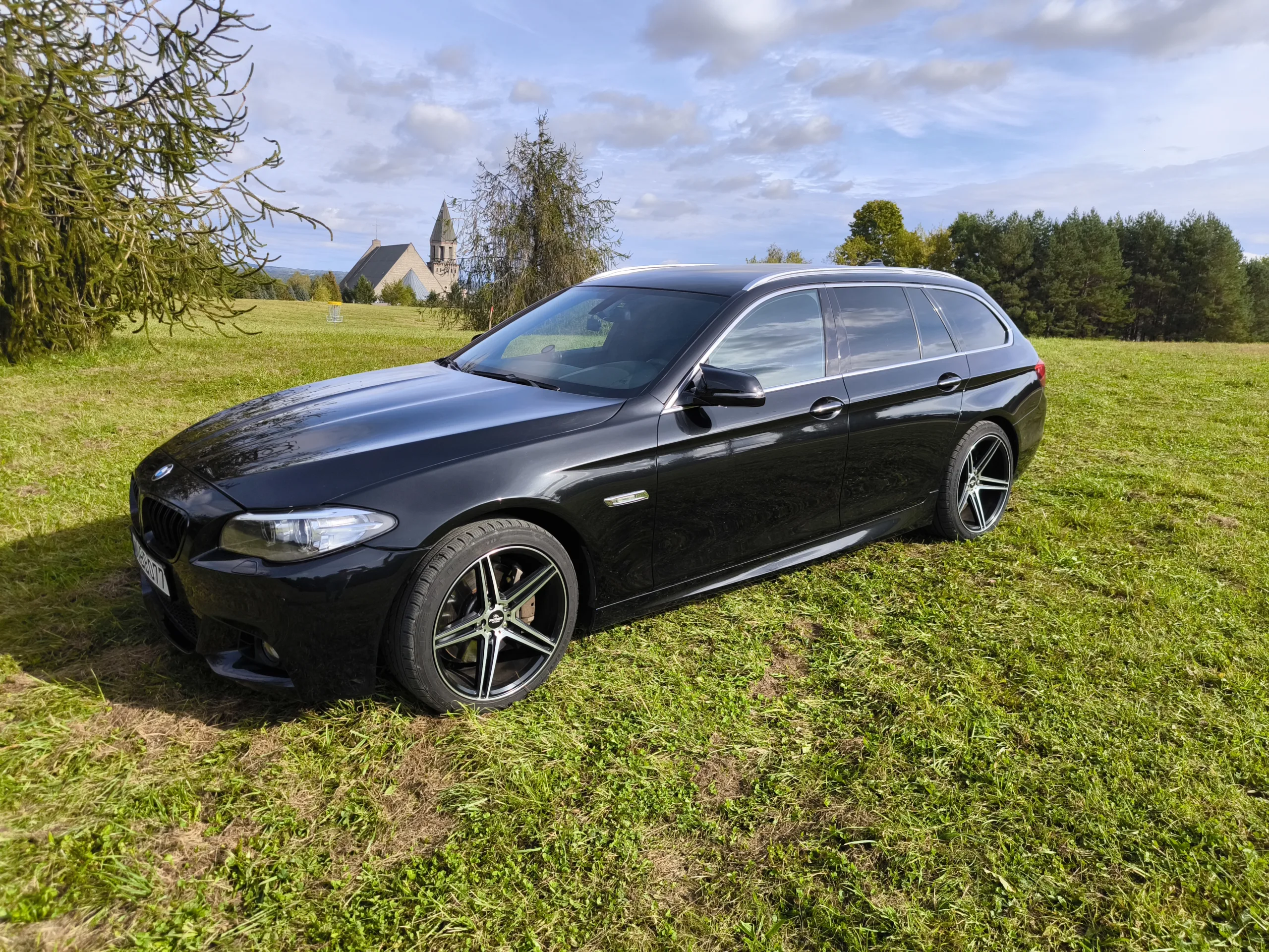 BMW 525, 2014