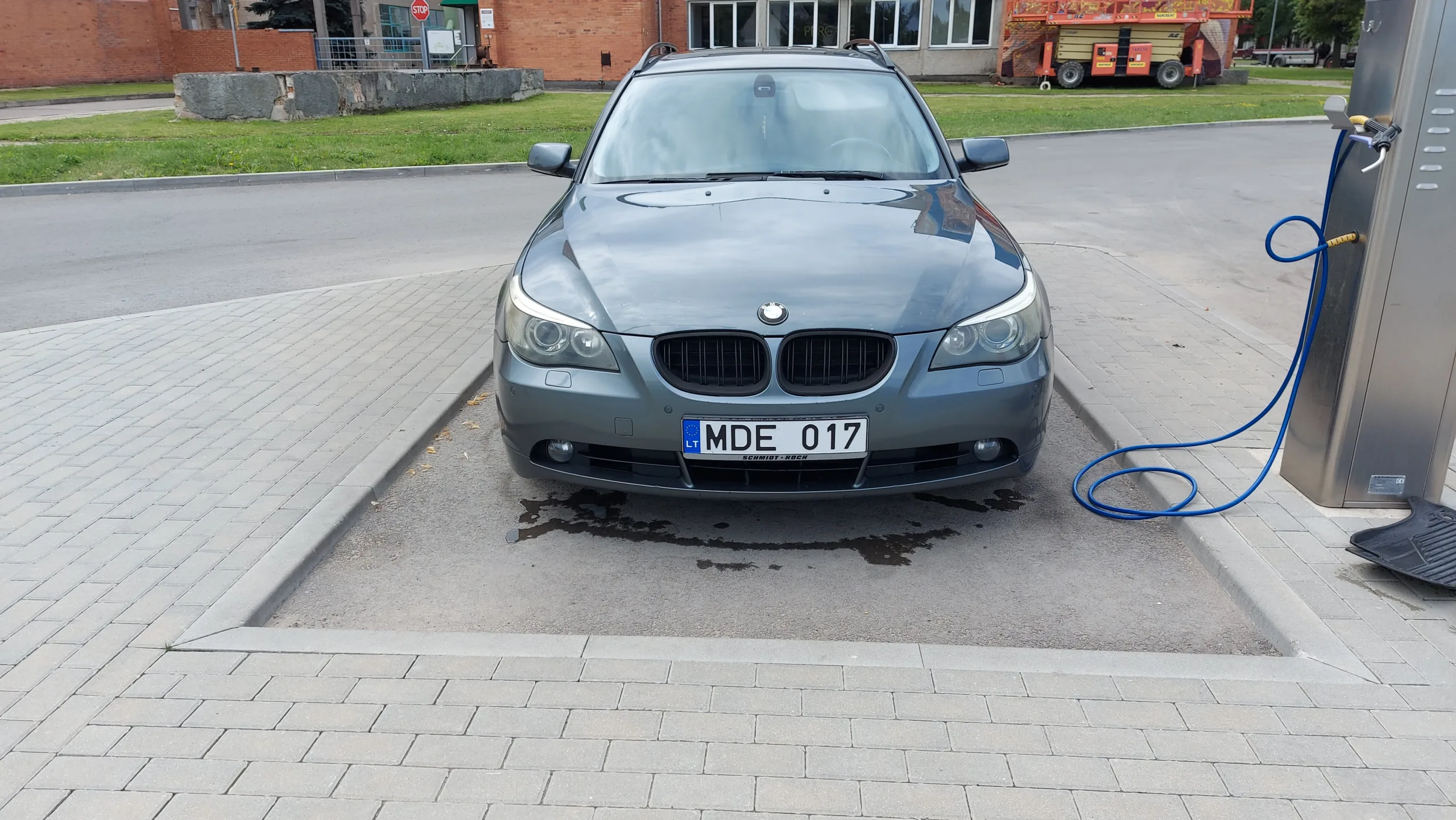 BMW 525d, 2004