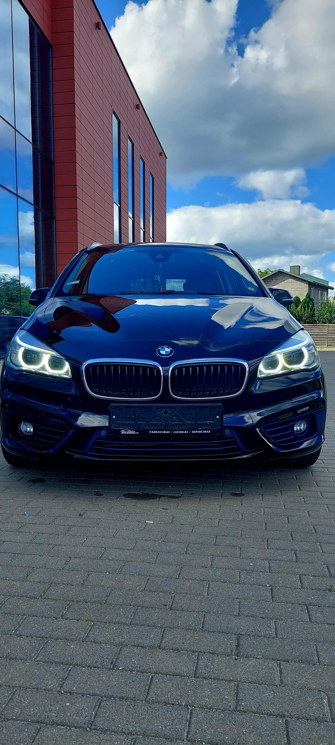 BMW 220, 2016