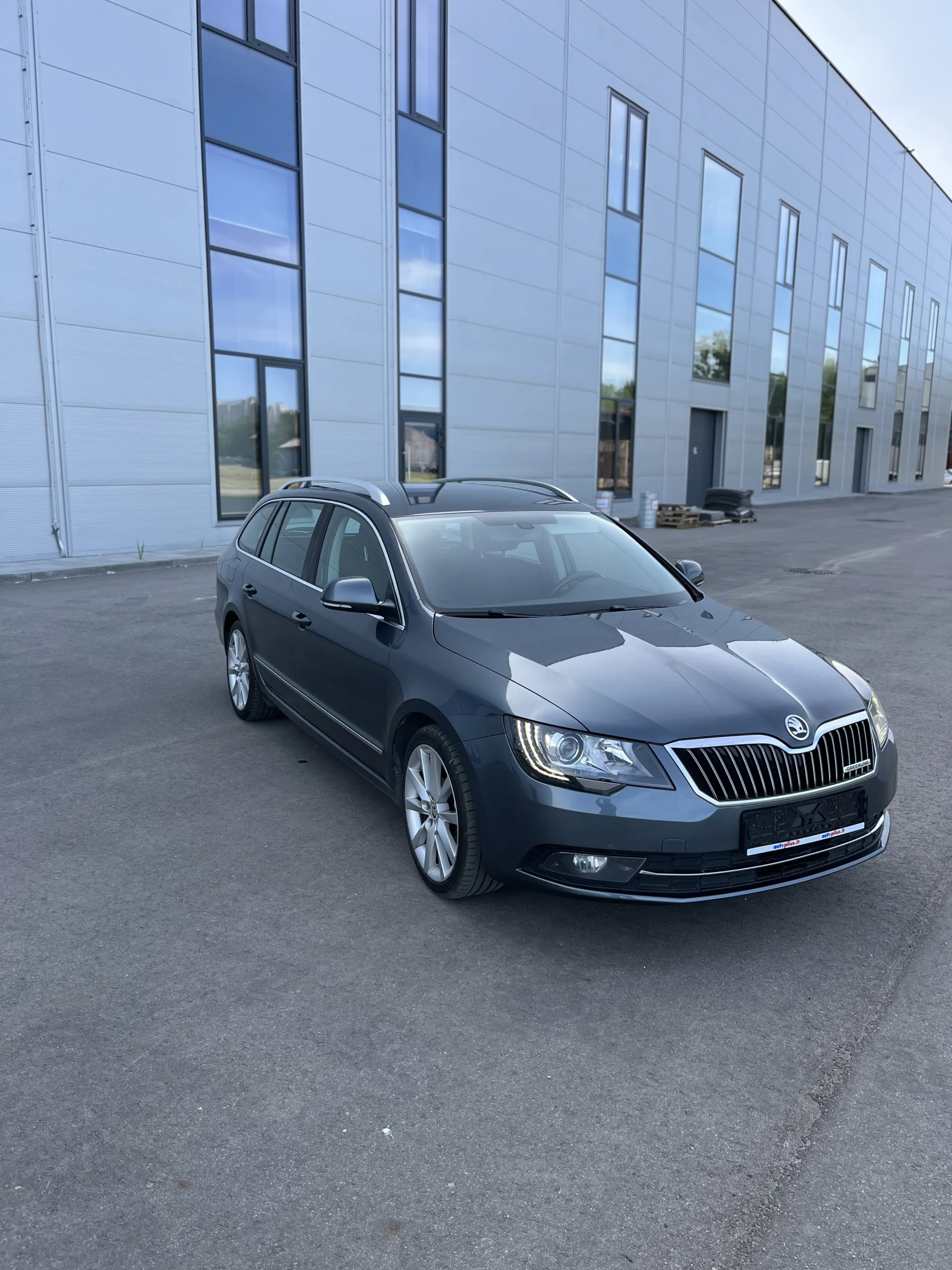 Skoda Superb, 2013