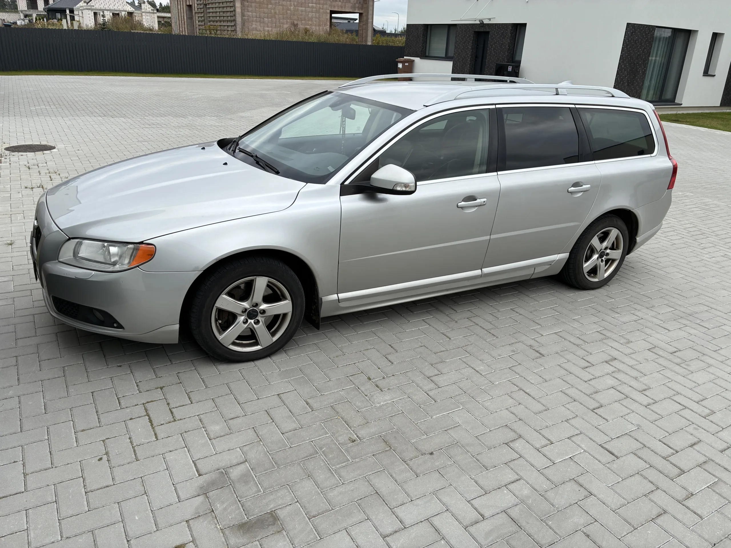 Volvo V70, 2008