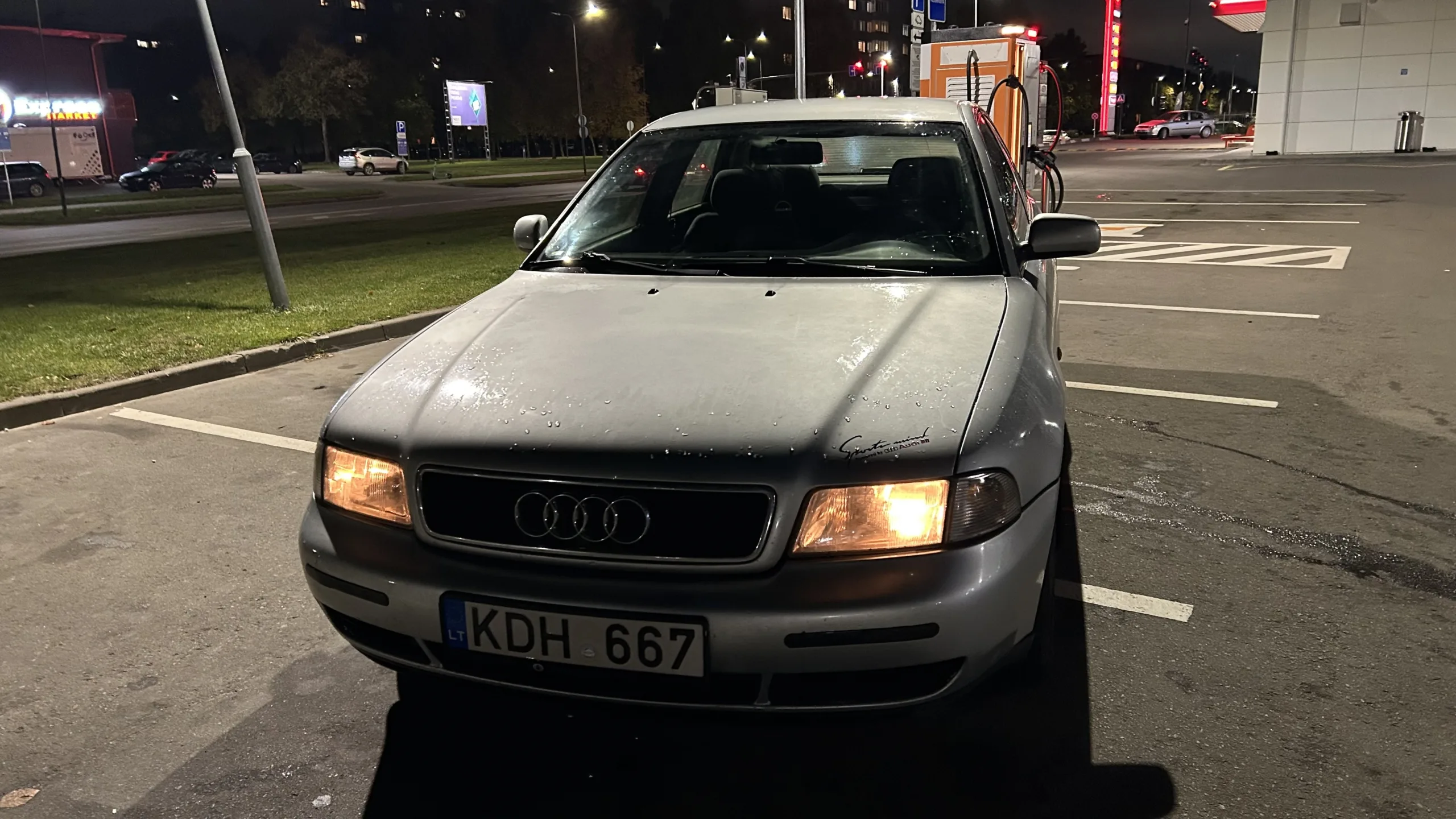 Audi A4, 1998