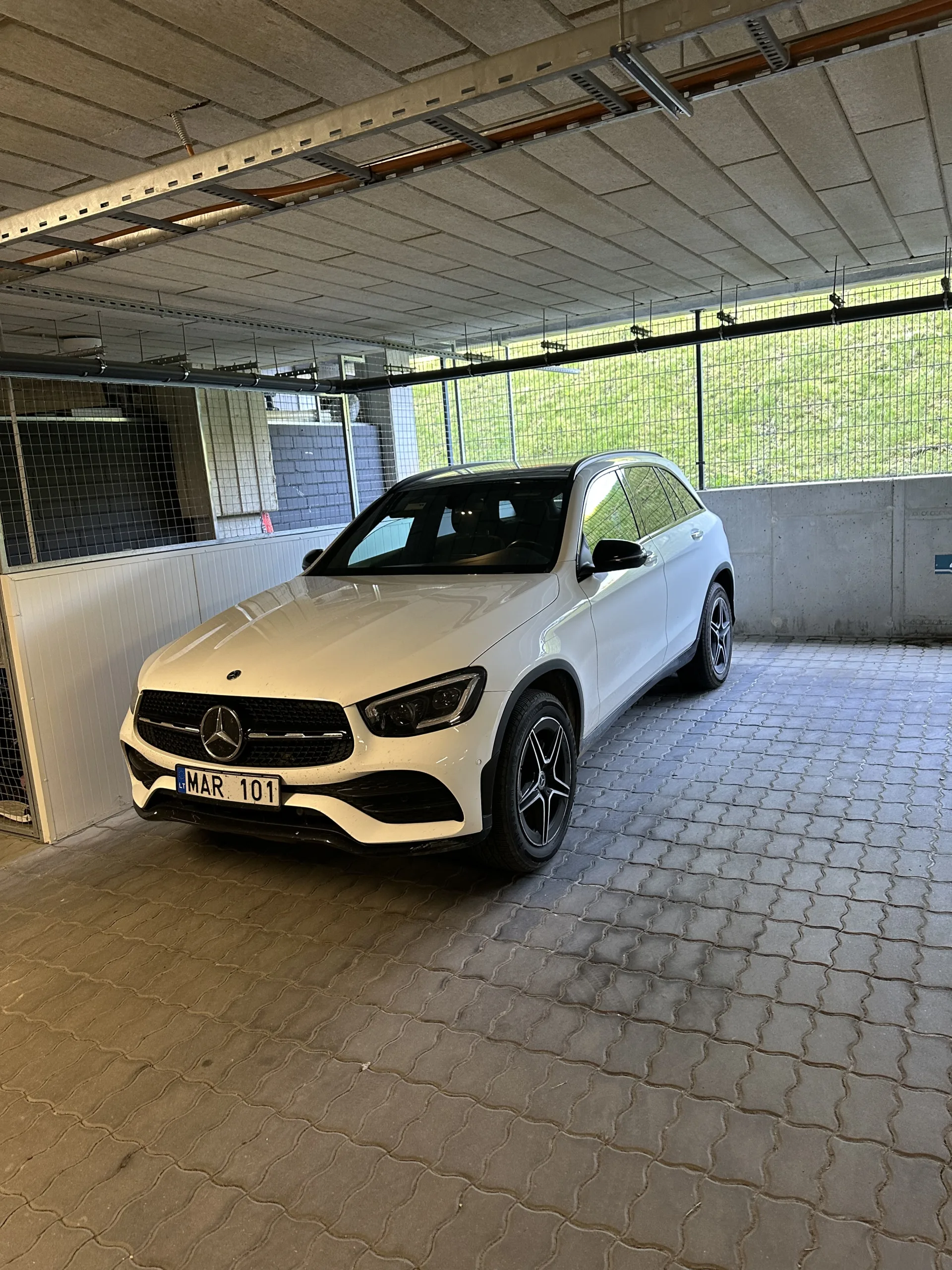 Mercedes-Benz GLC300, 2022