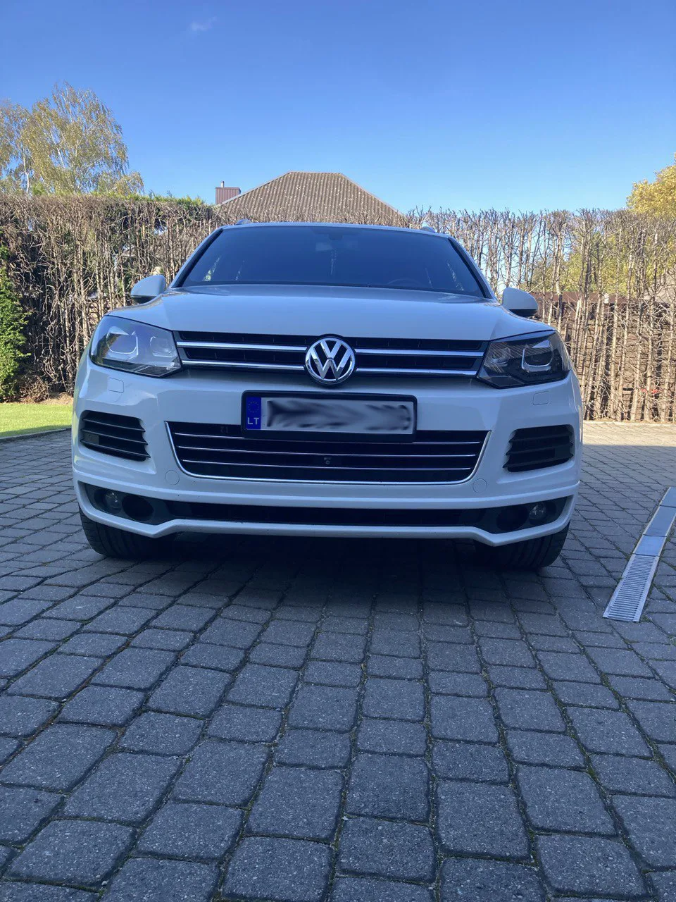Volkswagen Touareg R, 2012