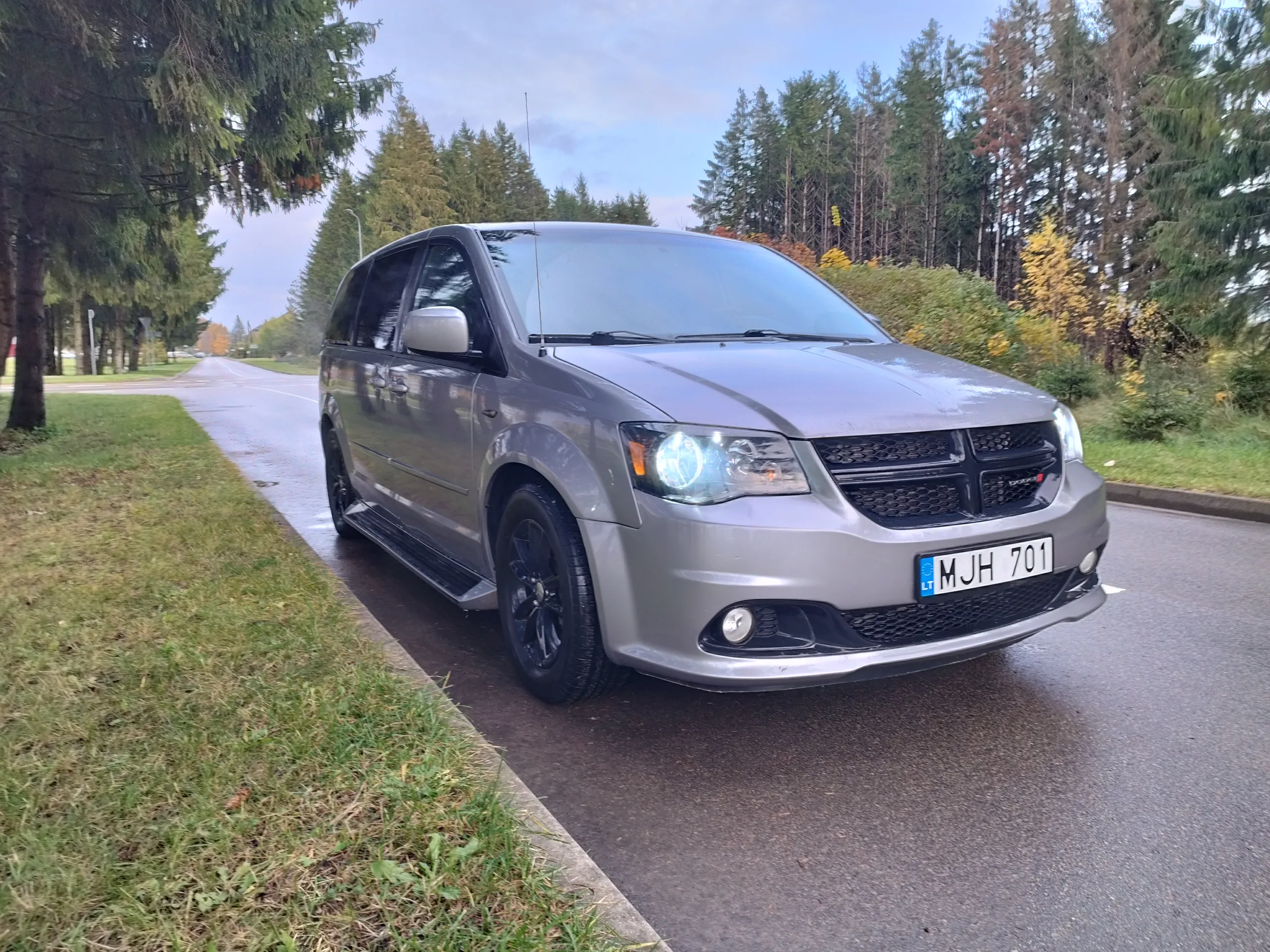Dodge Caravan, 2017