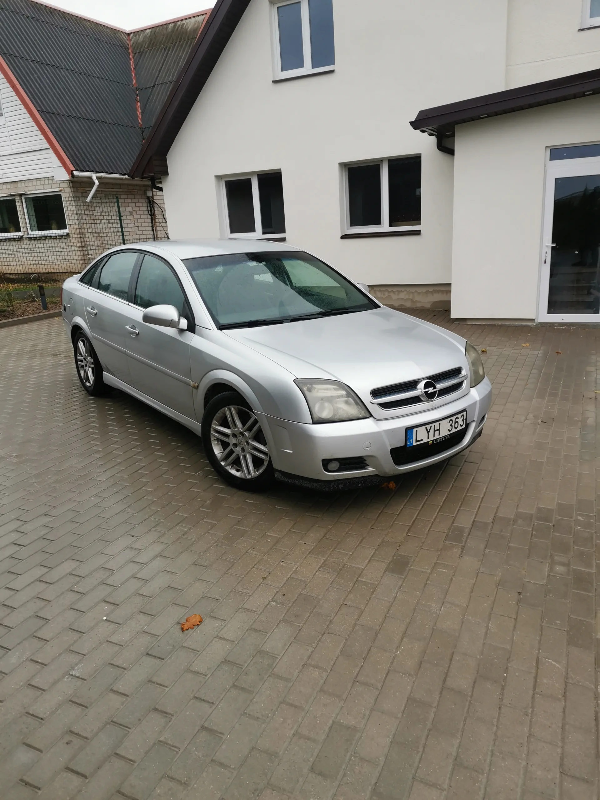 Opel Vectra, 2004