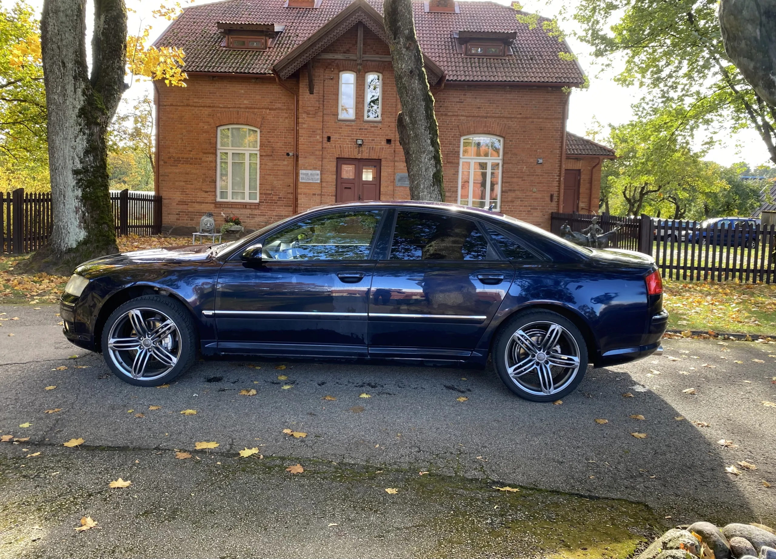 Audi A8, 2004