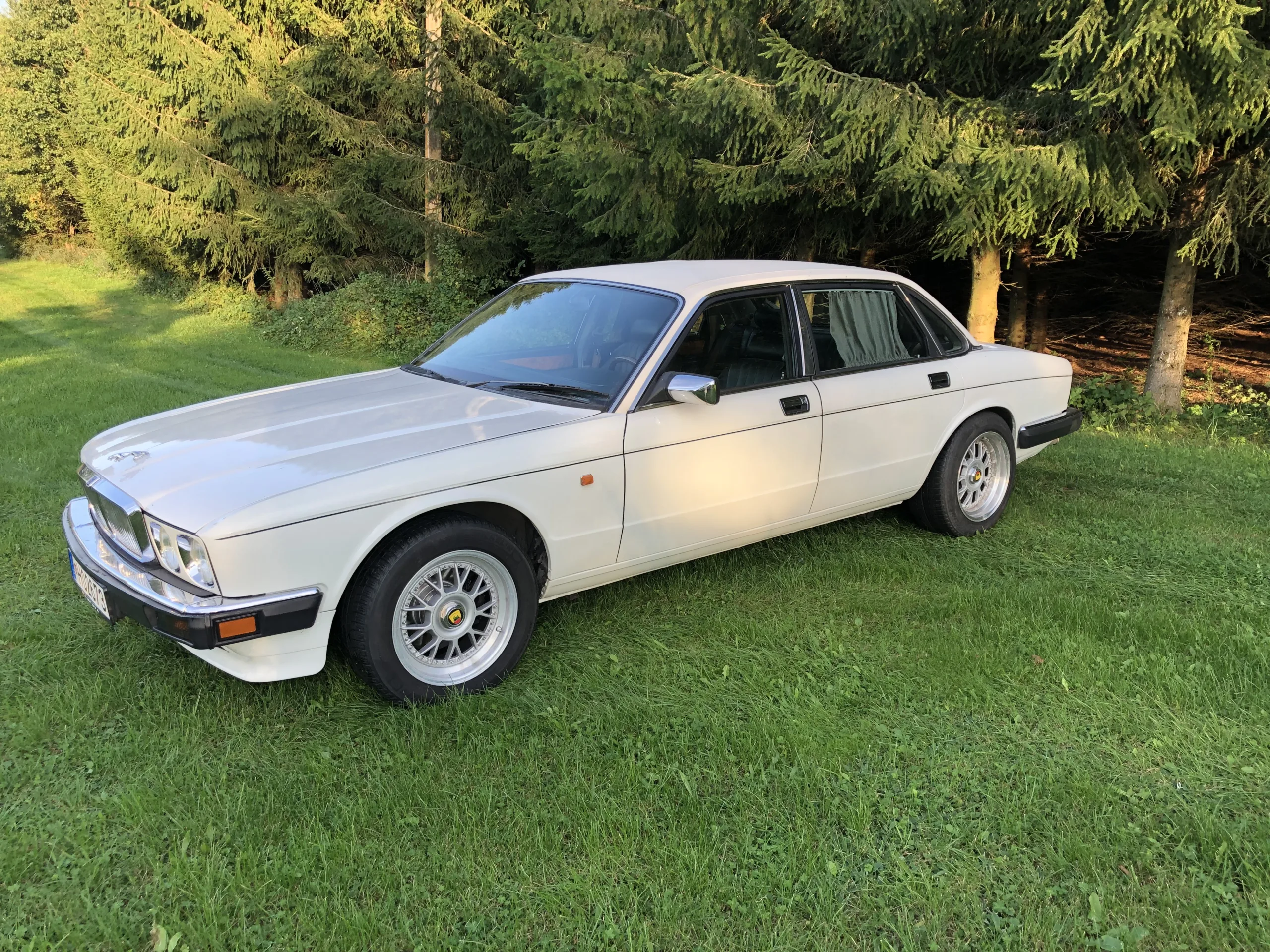 Jaguar XJ, 1992