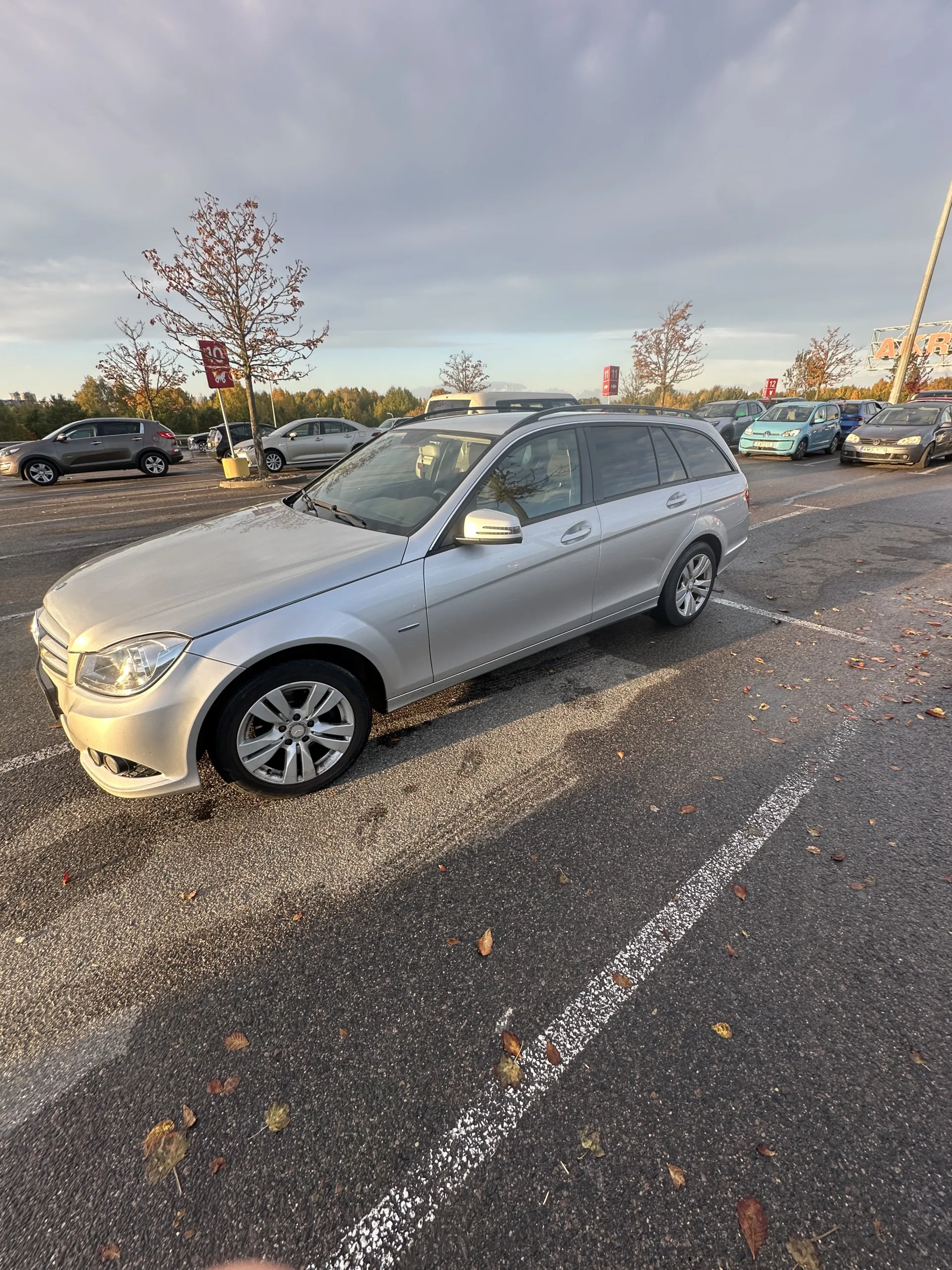 Mercedes-Benz C200, 2011