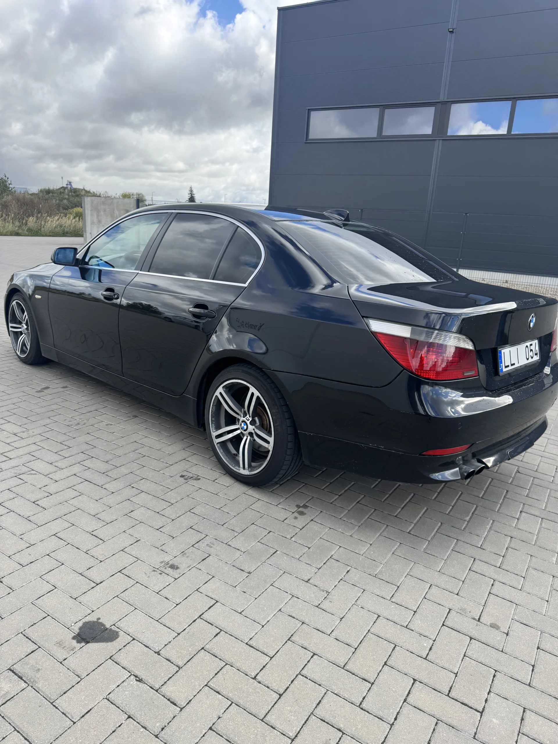 BMW 525, 2006