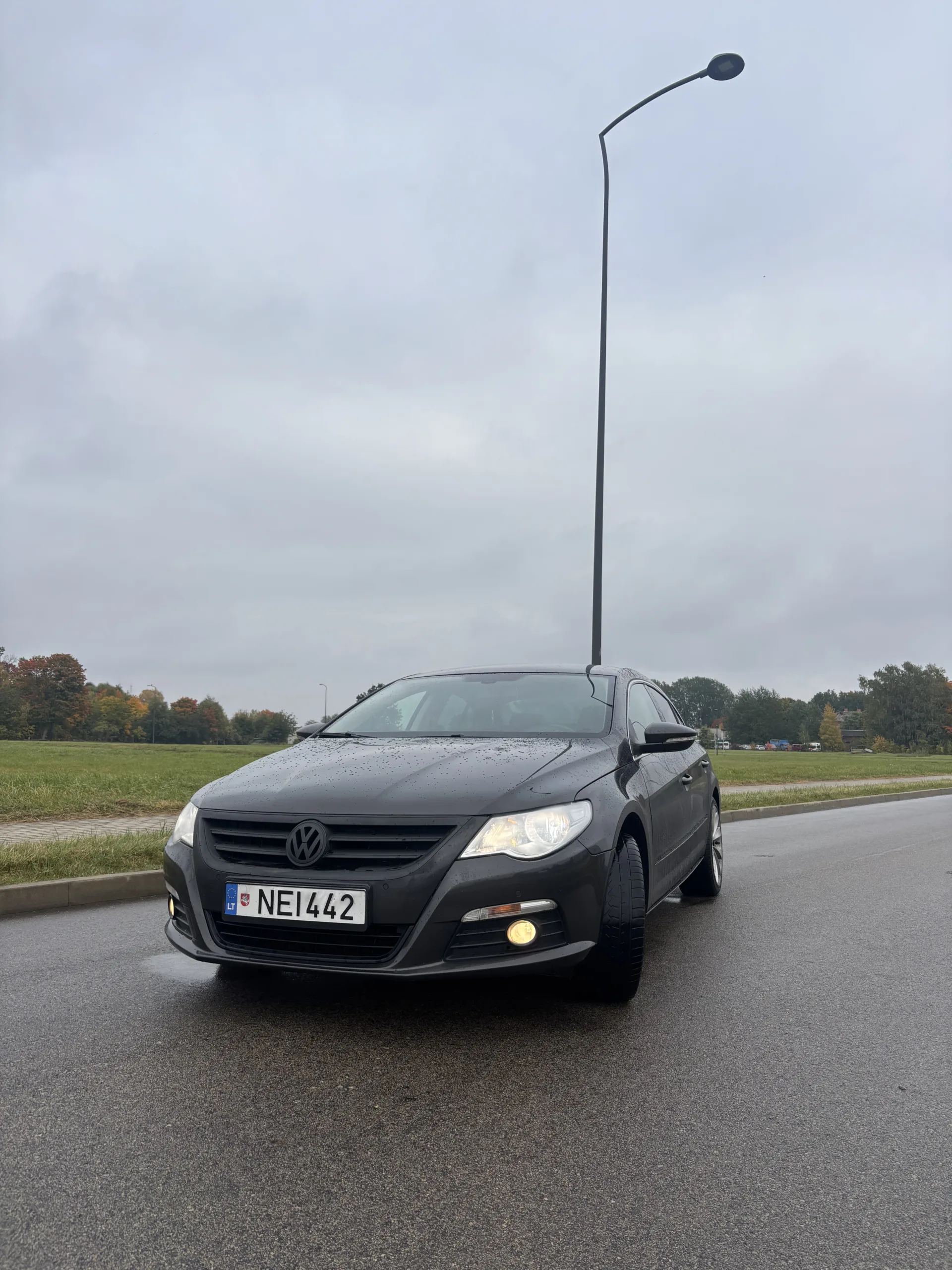 Volkswagen Passat CC, 2010