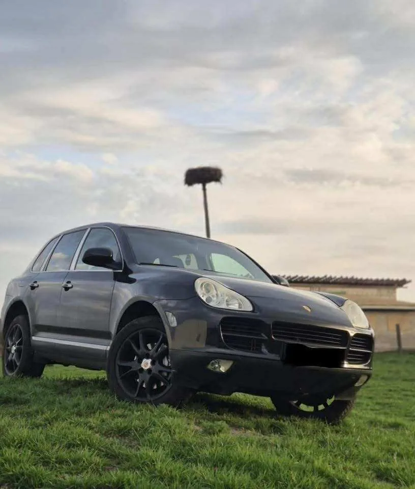 Porsche Cayenne, 2003