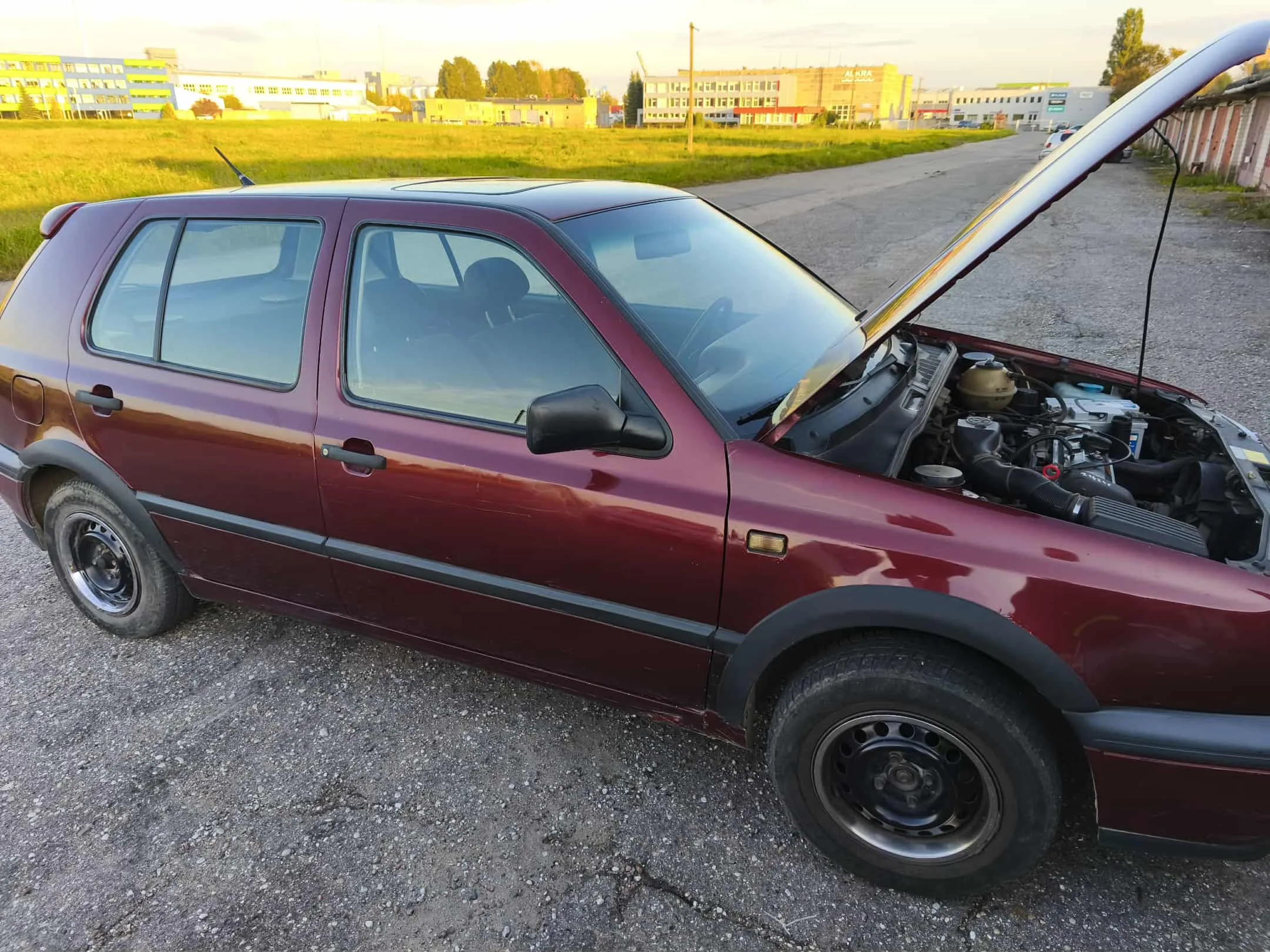Volkswagen Golf, 1993