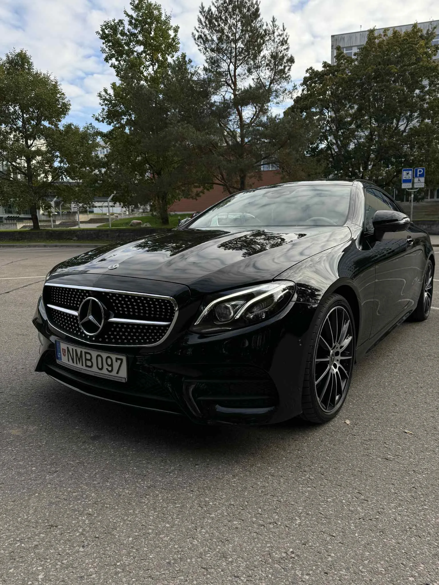 Mercedes-Benz E350, 2020